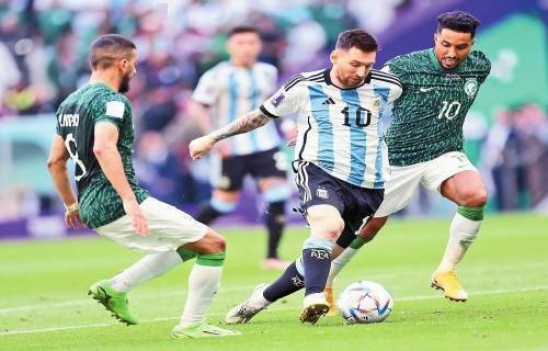 Doinb完成最后一舞，NIP止步八强，Tarzan化身战神，AL打出人机局