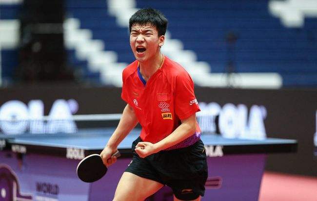 若卡在球場 若卡在球場